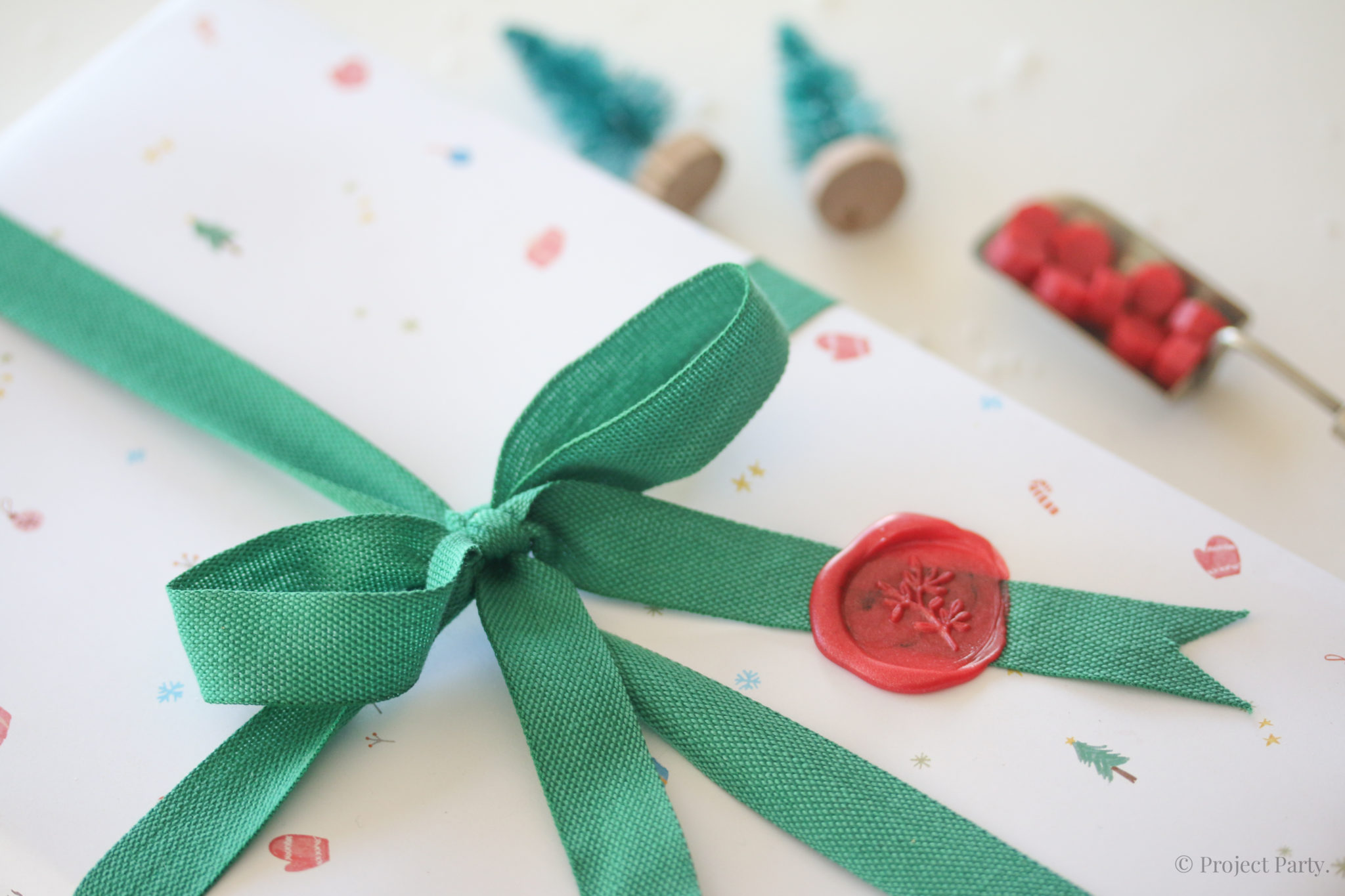 ¿Buscas un papel regalo navidad bonito y gratis? ¡Entra y descárgalo!